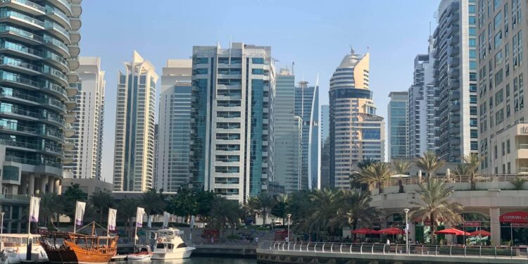 Si lirohen nga qelia bosët shqiptarë të krimit në Dubai?