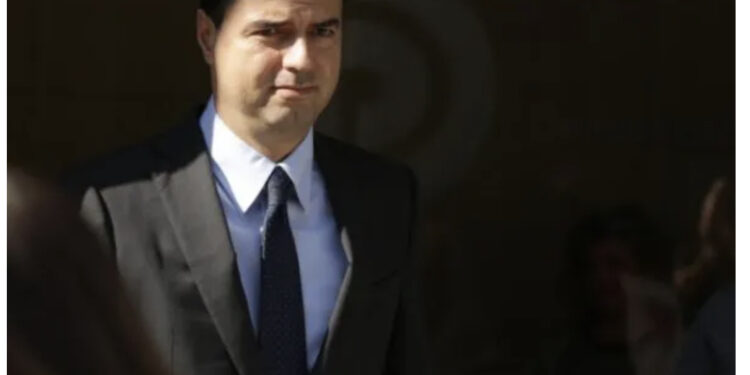 Pse ish-miku Basha është kapitull i mbyllur në politikë