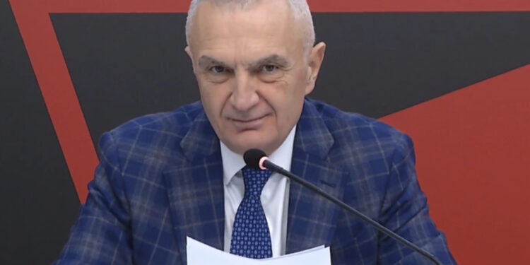 VIDEO/ Ilir Meta fton shqiptarët në protestën e PD: Të gjithë në Tiranë më 11 shkurt!