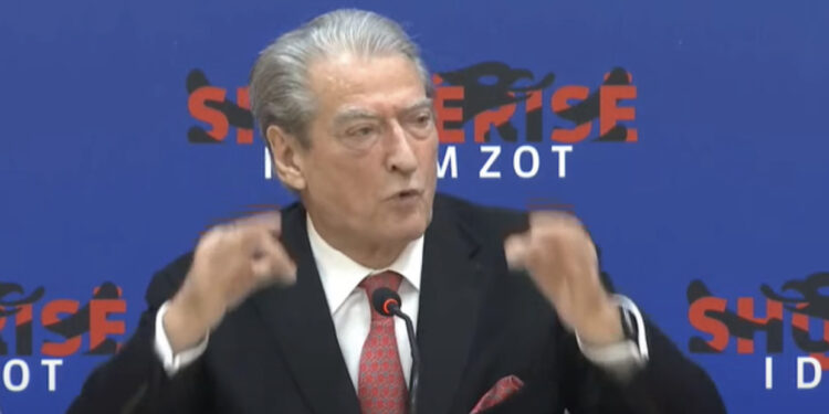 Berisha paralajmëron mediat: Mos e ftoni Ramën në studio, do të keni protesta të fuqishme para televizionit