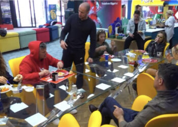 VIDEO/ “Filloi lufta brenda llojit”, Bledi i drejtohet Maestros: Vuani pasojat