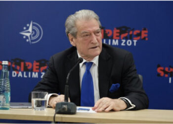 Berisha me të rinjtë e FRPD-së: Në 8 vite u largua 35% e popullsisë