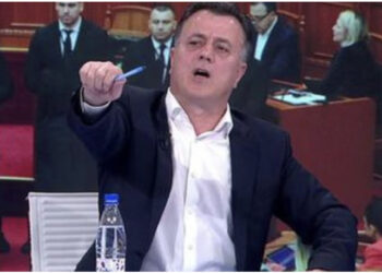 Noka bën PARALAJMËRIMIN e fortë: Pa dorëheqje Rama nuk do gjejë paqe as në shtëpi