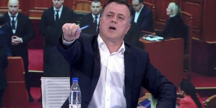 Noka bën PARALAJMËRIMIN e fortë: Pa dorëheqje Rama nuk do gjejë paqe as në shtëpi