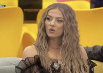 Nata e dashurisë, Nita surprizohet nga mamaja e saj