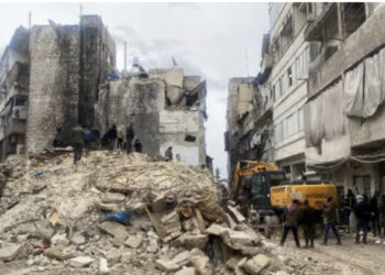 Shkon në mbi 50 mijë bilanci i viktimave nga tërmetet në Turqi e Siri