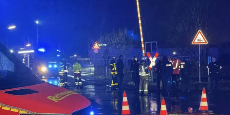 Tragjedi në Gjermani, treni përplas dhe merr zvarrë për disa metra dy fëmijë!