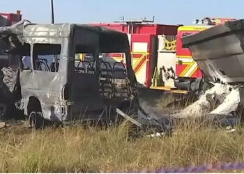 Autobusi përplaset me makinën e blinduar, 20 të vdekur e 60 të plagosur!