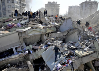 Kritikuan Erdogan për pasojat e tërmetit, gjobiten 3 televizione turke