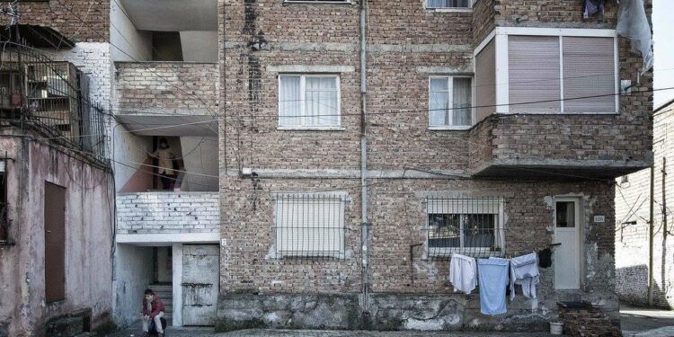 PROJEKT-VENDIMI/ Ndërtesat më të vjetra se 50 vjet i nënshtrohen auditimit teknik