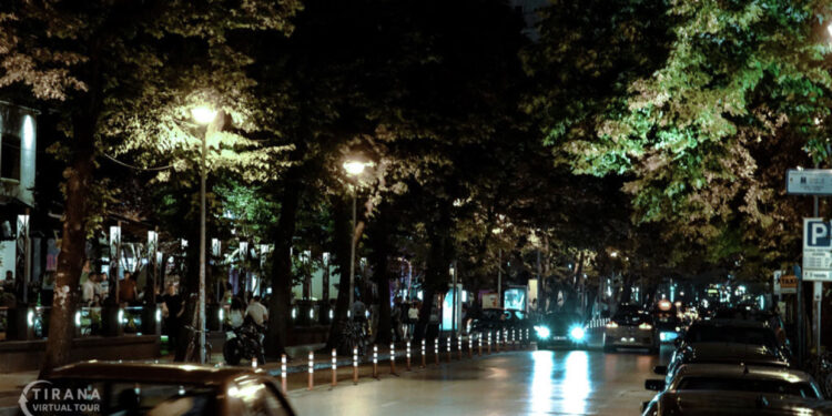 Kush është bosi në Bllok që pastruesja i mori lekët me çantë?