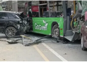 FOTO/ U përplas nga urbani, reagon shoferi i ‘Porsche’: Më kryqëzuan për shkak të makinës!