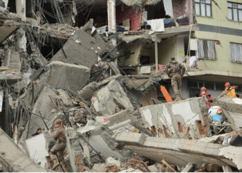 VIDEO/ Akoma jetë nën rrënoja, pas 158 orësh nxirret i gjallë 3-vjeçari në Turqi