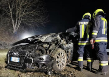 Aksident në Itali, shqiptari i plagosur bllokohet në makinën e deformuar