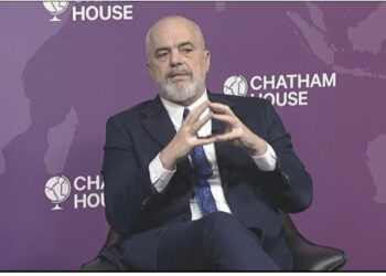 Rama leksion gazetarit britanik: Nuk thuhet Kosovo, por Kosova, thuaje sërish!