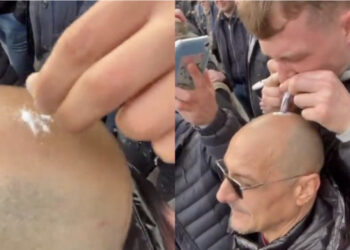 VIDEO/ Skandali, tifozi konsumon “të bardhë” mbi kokën e shokut të tij gjatë ndeshjes së Premier League