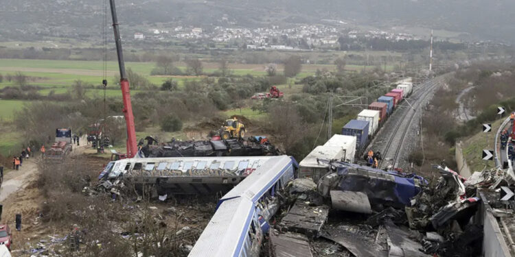 Cili ishte gabimi fatal që solli tragjedinë me 38 të vdekur në Greqi!