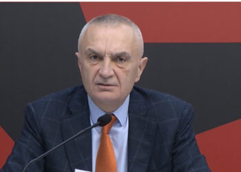 “Pak ditë më parë një pastruese në lokal, sot një roje”, Meta për ngjarjen në Top Channel: Epoka e krimit duhet të marrë fund