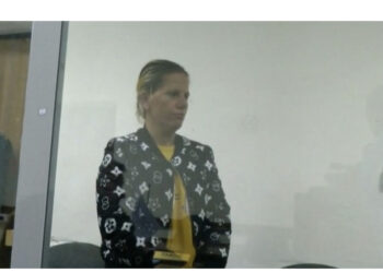 PAMJET/ Flet nga “kafazi” në gjykatë nëna lehonë që u arrestua sapo lindi fëmijën