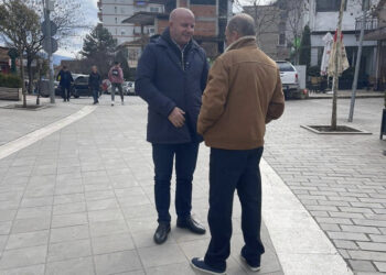 Mos shkel më në Librazhd/ Deputetin e Alibeajt e përzënë nga qyteti i tij. Se mbështet më askush