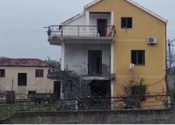 Sot tritol, 2 vite më parë plumba te dera, kush e kërcënon Skënder Likën?