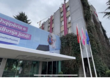 “Hap krahun, je i konsumuar”! Si plasi grushti mes socialistëve në Mirditë?