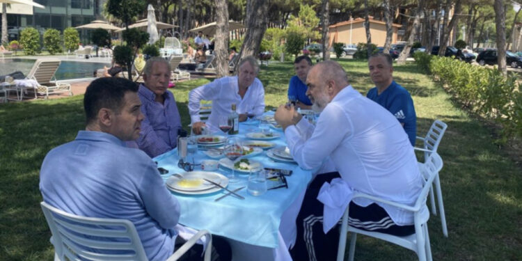 “Fshije”! Kush është ministri që Rama i kërkoi Hysenbelliut që t’i bënte presion?