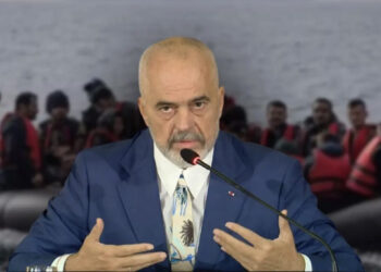 “Varfëri, banda e korrupsion”/ EuObserver: Kanabisi kultivohet në bastionet e PS!