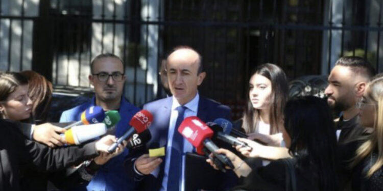 Propozimi i Dash Sulës: Kandidatët e Berishës të garojnë me logon e PD, pas “14 Majit” të riorganizojmë partinë