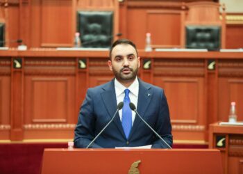 *“Tirana në duart e tua”- Këlliçi: Jam kandidat i të gjithë qytetarëve*