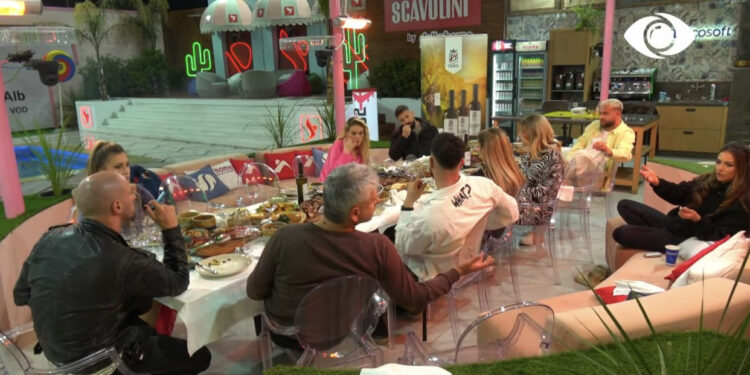 VIDEO/ “Po ti çfarë ke që flet?!”-Momenti i debatit të fortë mes Luizit dhe Qetsorit