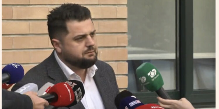 Të shitur tek Rama/ Grupi i Alibeajt çon në KQZ kërkesën për regjistrim në zgjedhjet e 14 majit