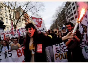 Analiza/ Përse pensionet u kthyen në pikën e “nxehtë” të politikës në Francë?