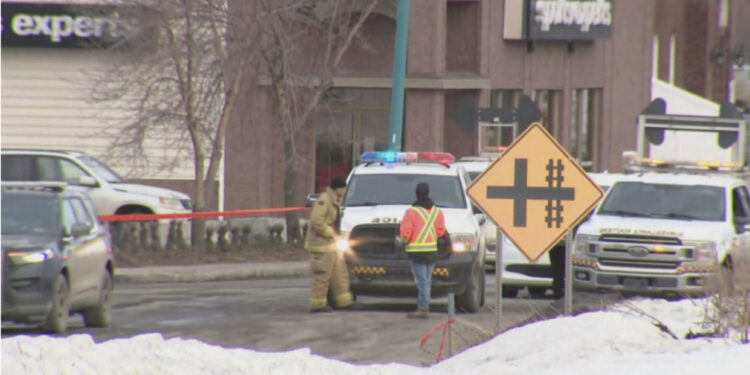 Kamioni merr zvrarrë këmbësorët, dy të vdekur dhe 9 të plagosur!