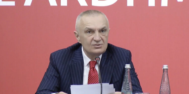 Meta: Ilaçe falas për pensionistët! Do të dyfishojmë rrogat e mjekëve