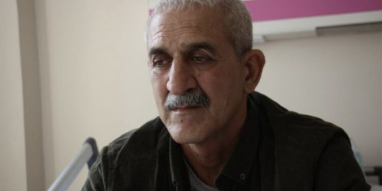 “Dikush më lëvizte natën, dëgjova një ‘boom’ të madh”, rrëfehet mes lotësh i mbijetuari nga tërmeti