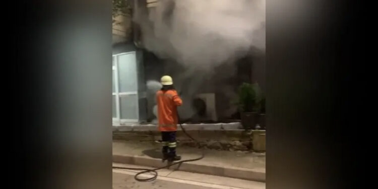 Pas festës së 8 marsit, merr flakë lokali në Sarandë