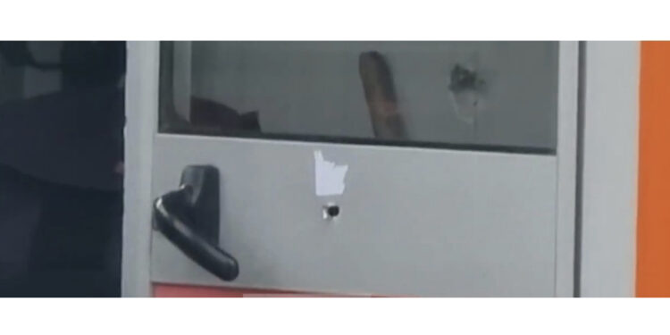 Foto e kabinës! Plumbi që i mori jetën rojës në “Top Channel”