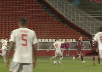 VIDEO/ Xhaka eurogol në mes të Serbisë