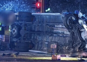 Përmbyset minibusi me turistë në Belgjikë, 1 i vdekur dhe 16 të plagosur