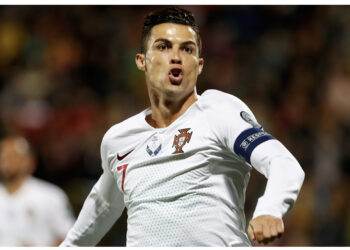 VIDEO/ Ronaldo realizon dopietë, Italia bën detyrën