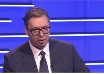 Vuçiç i prerë: Nuk nënshkruaj marrëveshje ndërkombëtare me Kosovën