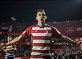 VIDEO/ Kush mund ta ndalë Myrto Uzunin?! Bomberi nga Berati shënon golin e 18