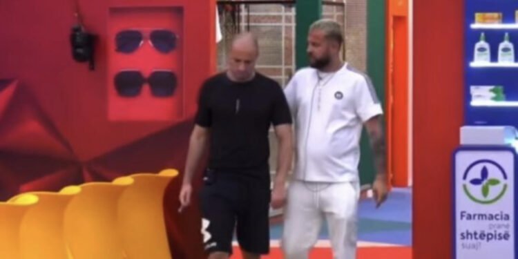 “Çfarë shtrige është, çfarë kuçedre”, Luizi merr Kristin mënjanë dhe i zbulon bisedën që dëgjoi fshehurazi