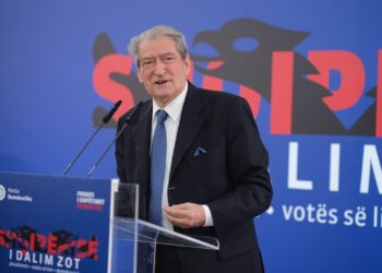 Berisha: Ramës i jap fjalën e nderit se do ta përzëmë me protesta