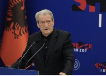 VIDEO/ Gjykata e Ramës i hoqi vulën, Berisha: Do mbledh forumet për vendime të fuqishme