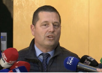 Përfaqësuesi i Berishës pas vendimit KQZ: Kryetar i PD është Sali Berisha, vula është e anëtarësisë