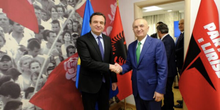 Marrëveshja e Ohrit, takimi i Metës me Kurtin: Mbështes qëndrimet konstruktive ndaj Serbisë