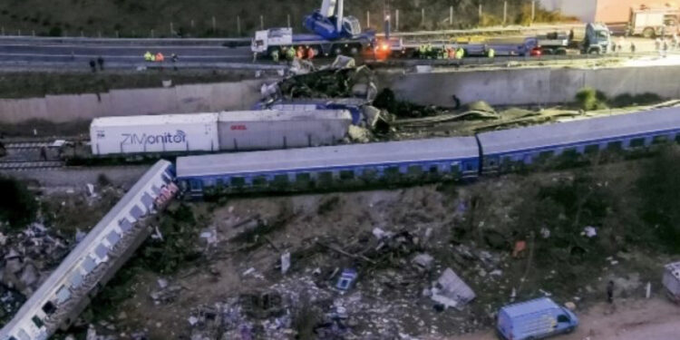 Gabimi fatal, studenti grek ngatërroi biletën dhe hipi në trenin e aksidentuar