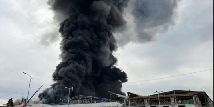 VIDEO-Tym, zjarr dhe ambulanca! 8 persona në spital